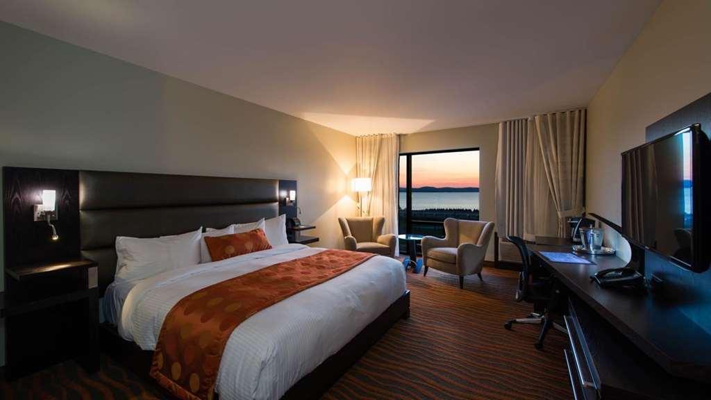 Hotel Levesque Ривьер-дю-Лу Номер фото